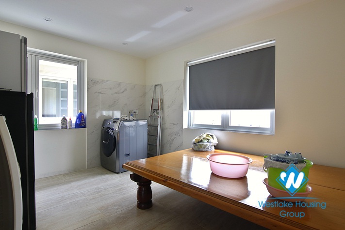  Massive ambassador corner villa for rent in Vinhomes Riverside - Long Bien